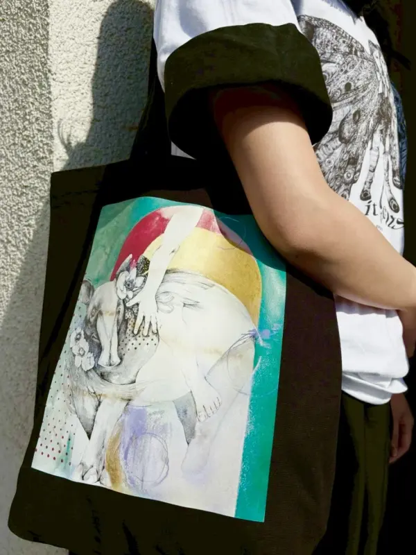 トートバッグ「夢を喰む者」tote
